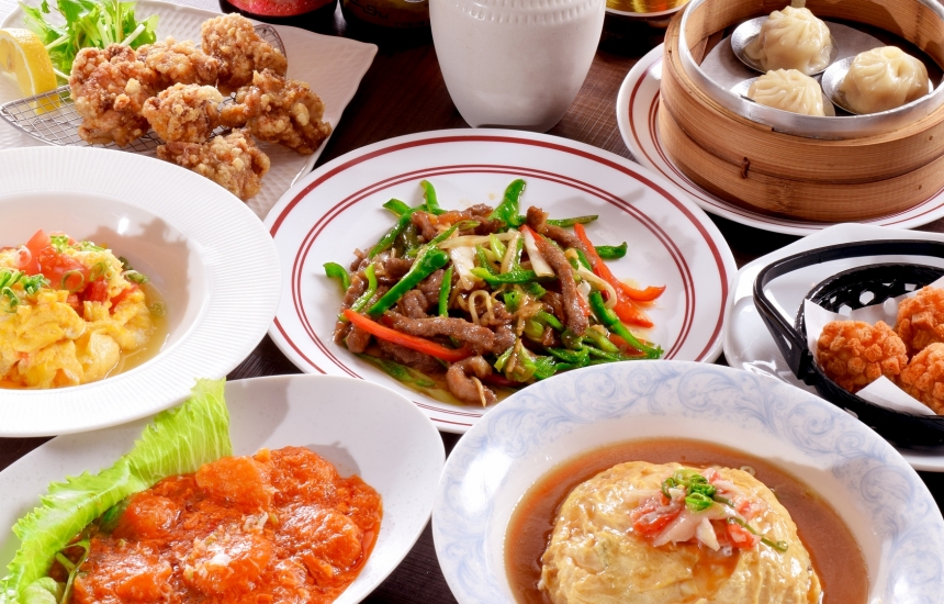 多種の中華料理