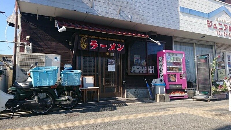店の入り口