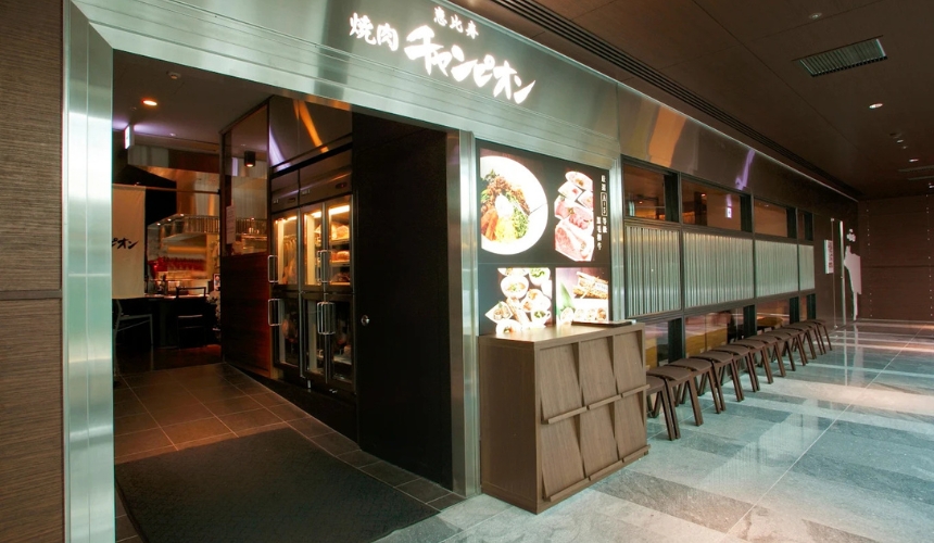 店の入り口