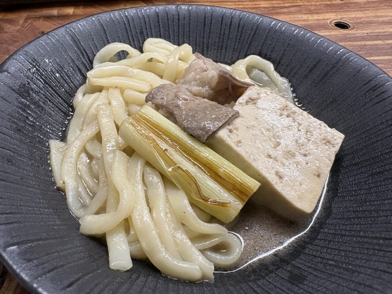 締めのもつ焼きうどん
