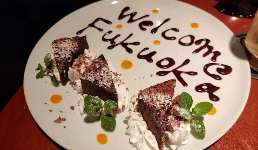 メッセージプレートのケーキ