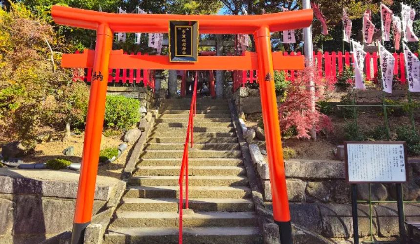 赤い鳥居