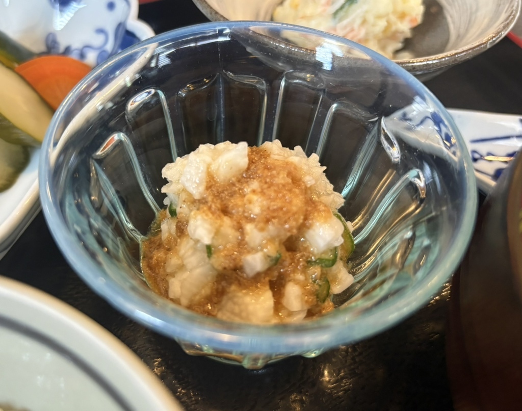 長芋の小鉢
